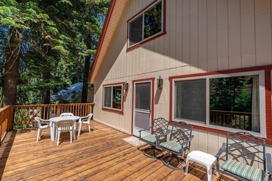 Offered for the first time in over 32 years, this family-owned - photo 4