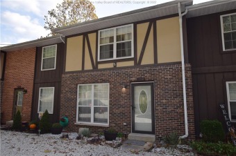 Lake Townhome/Townhouse Off Market in Charleston, West Virginia