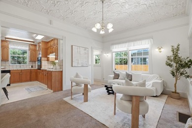 Charming Victorian-era residence located just minutes from - photo 5