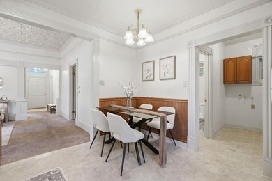 Charming Victorian-era residence located just minutes from - photo 8