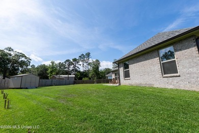 Welcome to LUXURY LIVING in the highly desirable, The Oaks Golf - photo 7