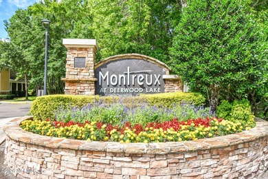 Deerwood Lake Condo For Sale in Jacksonville Florida