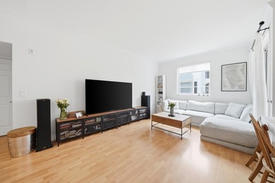 Rarely available 2BR/2BA at Village by the Bay, Aventura - photo 12