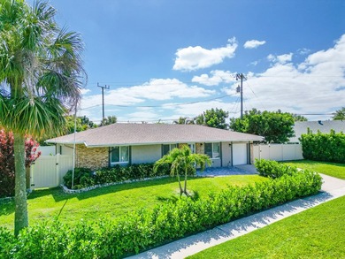 Welcome to this charming 3-bedroom, 2-bathroom single-story - photo 15