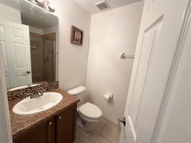 Fantastic 5 Bedrooms / 3 Full Baths Home with Private heated - photo 18