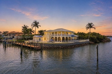 One of Hutchinson Island's gated premier deep-water Intracoastal - photo 3