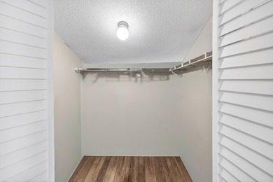 STUNNING UPSTAIRS CONDO WITH SWEEPING BAY & MARINA VIEWS IN - photo 45