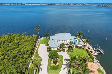 One of Hutchinson Island's gated premier deep-water Intracoastal - photo 5