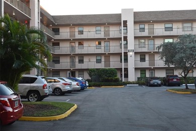 (private lake, pond, coastal) Condo For Sale in Sunrise Florida