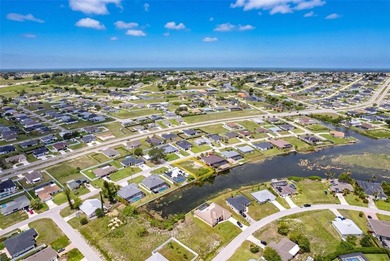Build your dream home on this exceptional freshwater lot in one - photo 10