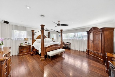 Welcome to Casa La Roca, located in the heart of Pinecrest. This - photo 11