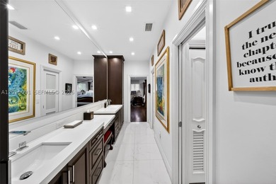 Welcome to Casa La Roca, located in the heart of Pinecrest. This - photo 12