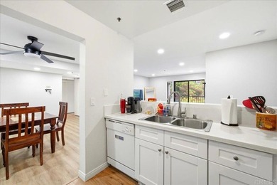 Welcome to Sunrise Point in San Diego's highly sought-after - photo 12