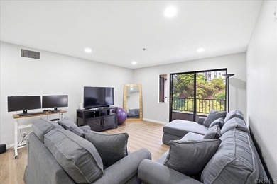 Welcome to Sunrise Point in San Diego's highly sought-after - photo 16