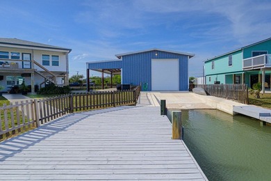 Waterfront living on a premier corner lot in Rockport! This - photo 18