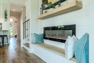 Coastal style and modern upgrades come together beautifully in - photo 19