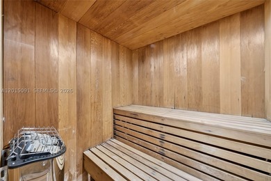 Welcome to Casa La Roca, located in the heart of Pinecrest. This - photo 19