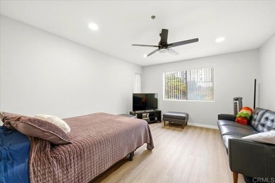 Welcome to Sunrise Point in San Diego's highly sought-after - photo 23