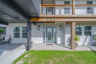 Waterfront living on a premier corner lot in Rockport! This - photo 23