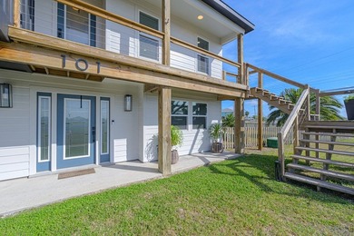 Waterfront living on a premier corner lot in Rockport! This - photo 24