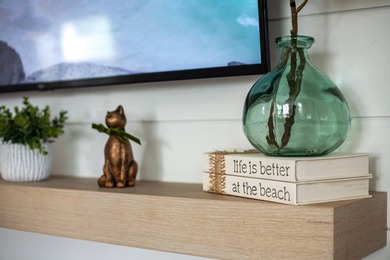 Coastal style and modern upgrades come together beautifully in - photo 25