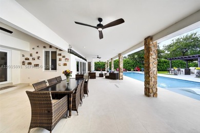 Welcome to Casa La Roca, located in the heart of Pinecrest. This - photo 30