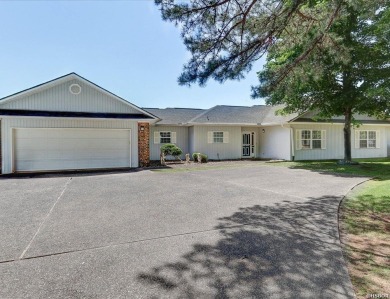 Lake Home For Sale in Hot Springs, Arkansas