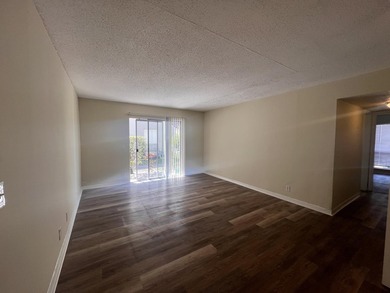 FOR SALE 2 bedroom 2 bathroom First floor condo. Cross Creek - photo 4