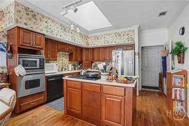 Charming patio home all on one story. Central location, close to - photo 6