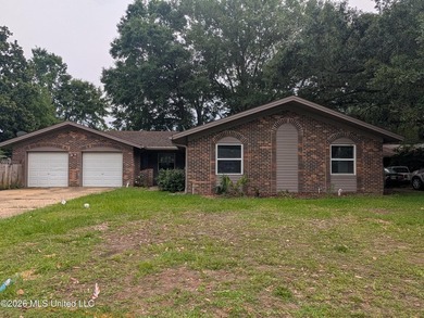 Summer is the perfect time to make your move, and this all-brick - photo 1