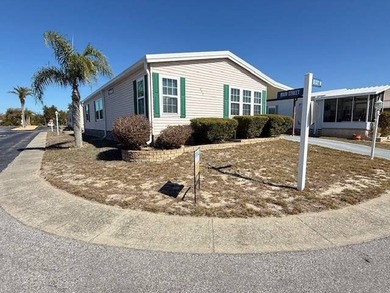 (private lake, pond, coastal) Home For Sale in Tarpon Springs Florida