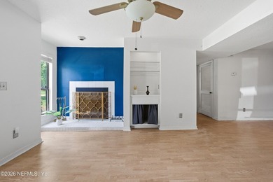 Great opportunity on this ground-level condo in the heart of - photo 3