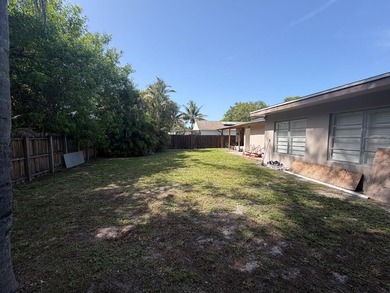 Exceptional opportunity in Boca Raton with NO HOA! This - photo 43