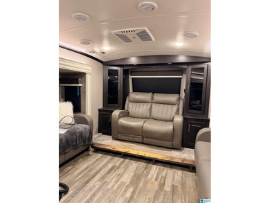 2021 JAYCO NORTH POINT 5TH WHEEL CAMPER ON .69 ACRE AT LAY LAKE - photo 6