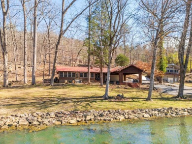 Lake Home For Sale in Whitwell, Tennessee