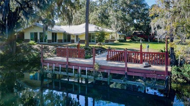 Two homes, a barn plus an RV port, all on almost 2 acres of - photo 4