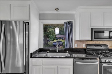Extremely well taken care of & nicely updated golf view 5 - photo 11