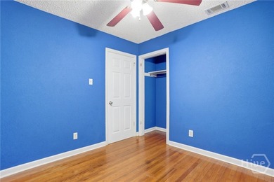 Charming and well-built 3-bedroom, 1-bath home offering solid - photo 15
