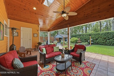 Welcome to this beautifully maintained 4-bedroom, 2.5-bath home - photo 5