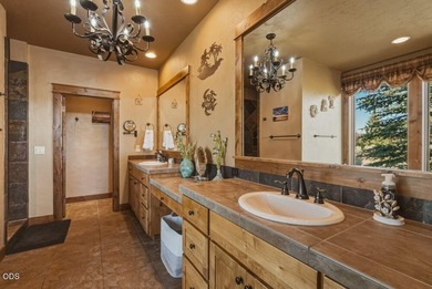 Welcome to this beautifully crafted home on the peaceful west - photo 17