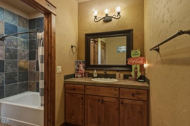 Welcome to this beautifully crafted home on the peaceful west - photo 23