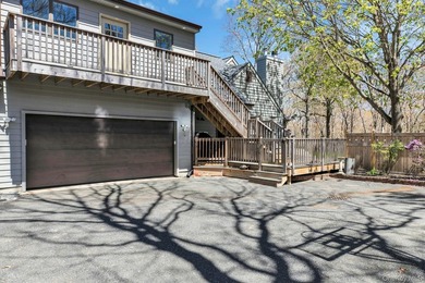 Tucked down a private, gated flag lot in the bustling hamlet of - photo 30