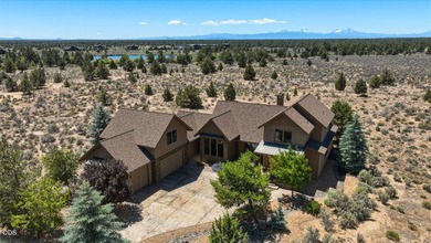 Welcome to this beautifully crafted home on the peaceful west - photo 34