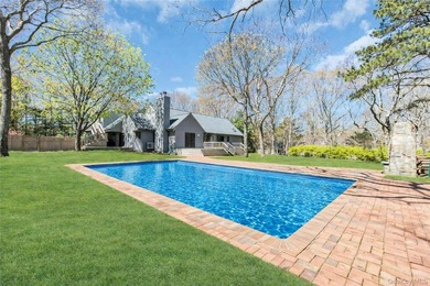 Tucked down a private, gated flag lot in the bustling hamlet of - photo 36