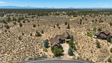 Welcome to this beautifully crafted home on the peaceful west - photo 36