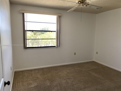 Large and bright condo. 2BR/2BA + extra large laundry room. All