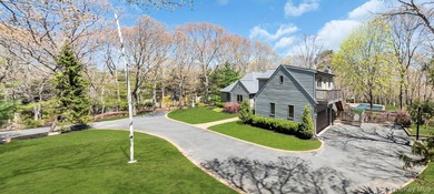 Tucked down a private, gated flag lot in the bustling hamlet of - photo 43