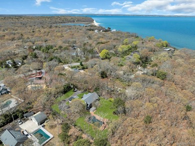 Tucked down a private, gated flag lot in the bustling hamlet of - photo 45