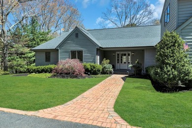 Tucked down a private, gated flag lot in the bustling hamlet of - photo 47