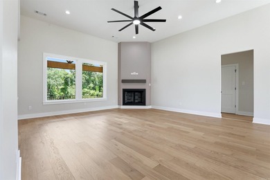 Luxury Lakefront New Construction in Hurricane Lake Estates - photo 14